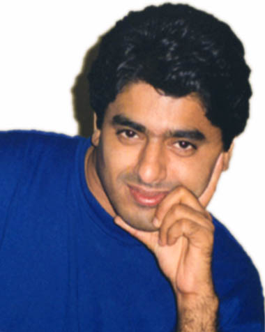 jaysit.jpg (26185 bytes)