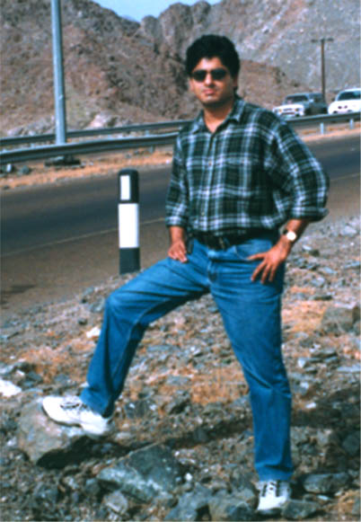 jaysit.jpg (26185 bytes)